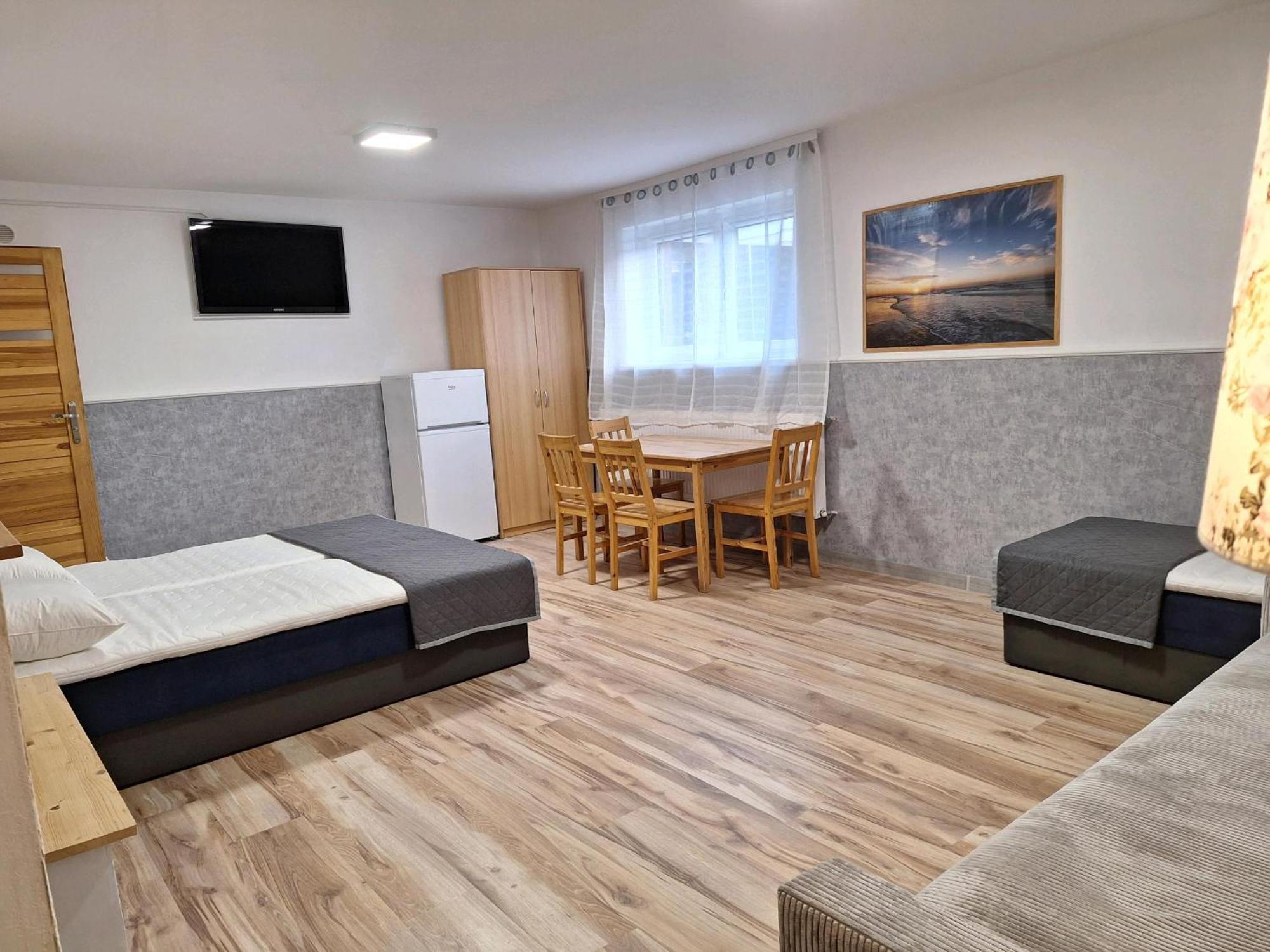 Lesne Zacisze Hotel Mikoszewo Exterior photo